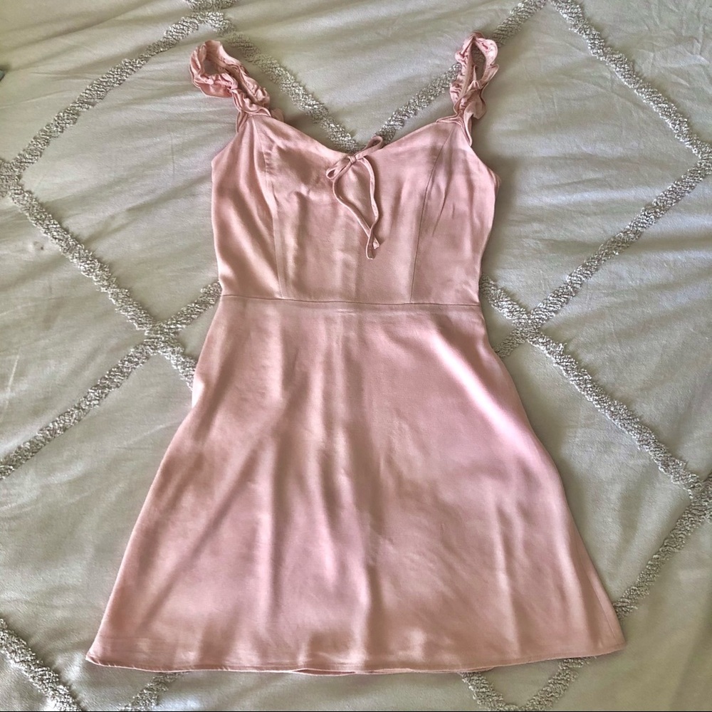 Aritzia Sunday Best Flirt Ruffle Dress